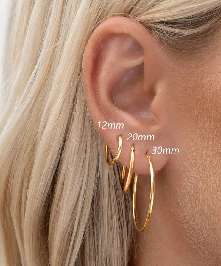 Thin Hoops Medium